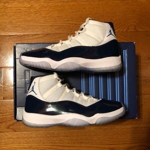Size 9 - Jordan 11 Retro Win Like '82 2017